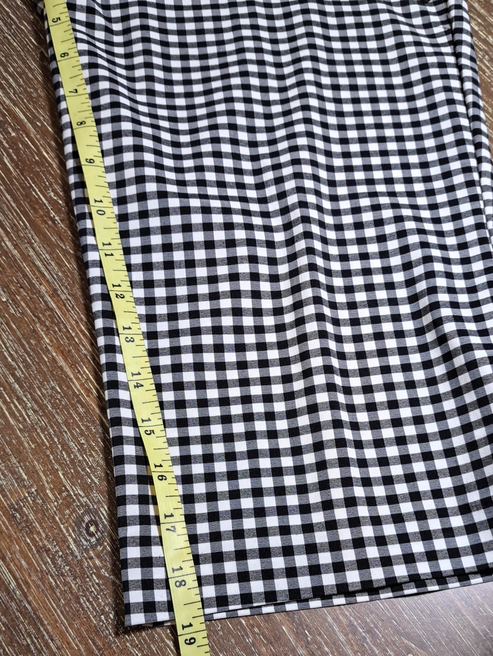 89th & Madison Women’s Black & White Gingham Check Cropped Pants Large Pockets - Picture 9 of 10